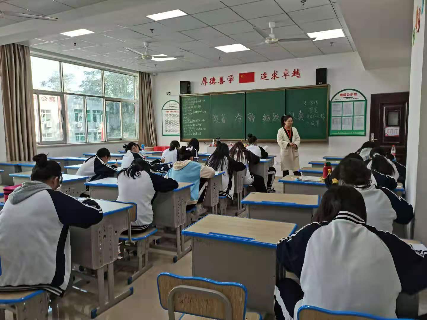 长沙康明中等职业学校,长沙全日制中等职业学校,中医保健教学基地